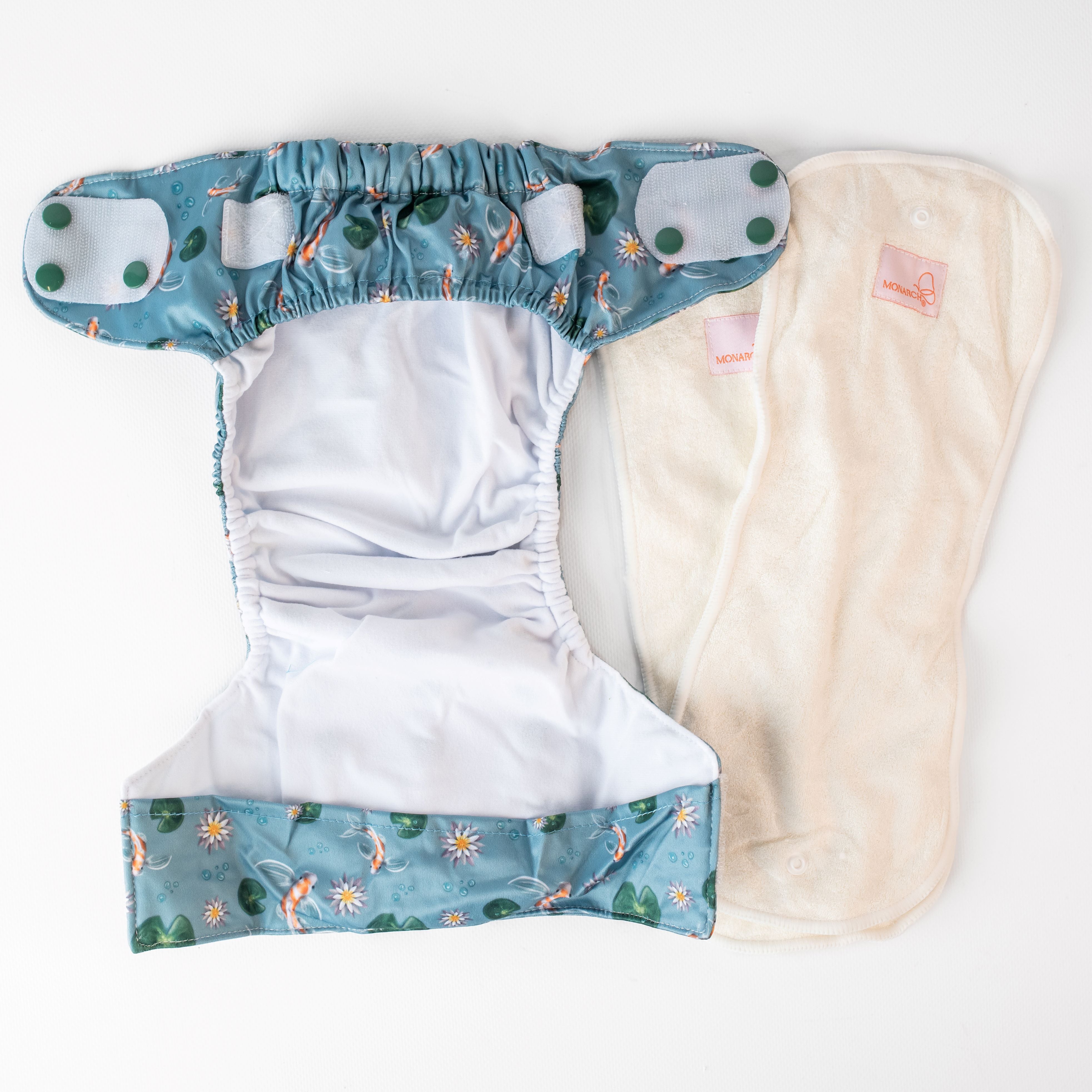 Beginners Reusable Cloth Nappy Set (w/Pod) | Akoi There